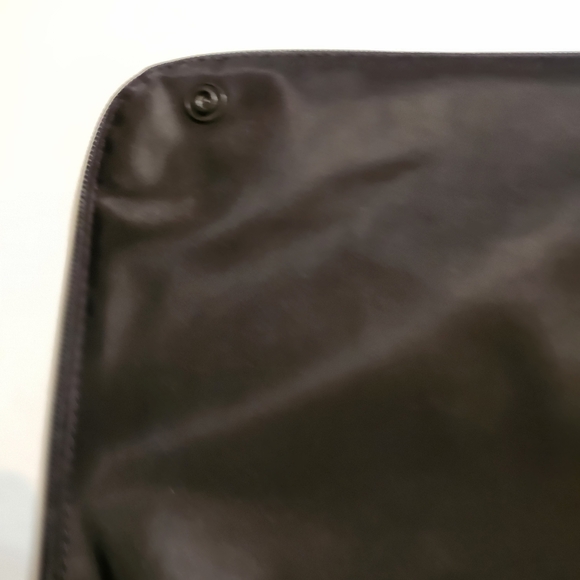 Tumi Black Accessory Bag Minimalist Design, SNAPS on Back - Picture 4 of 7